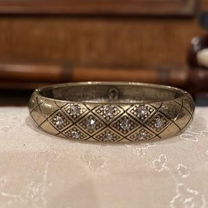 Premier Designs Bracelet “Right Tuft”